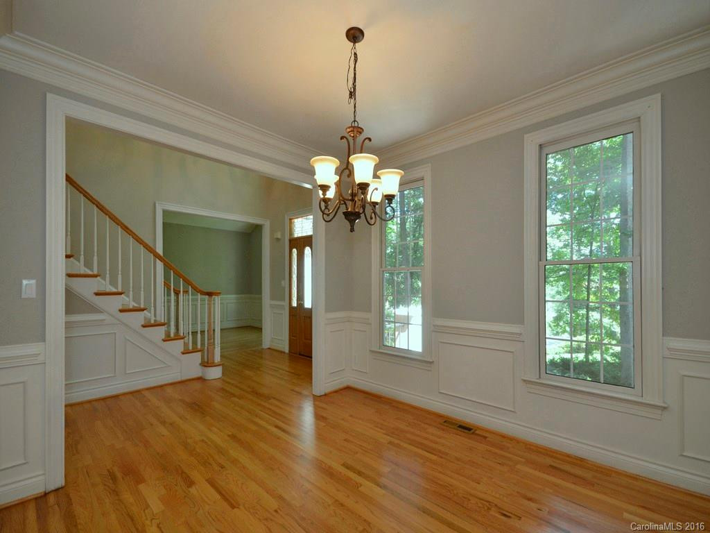 25 Willow Road - Photo 7