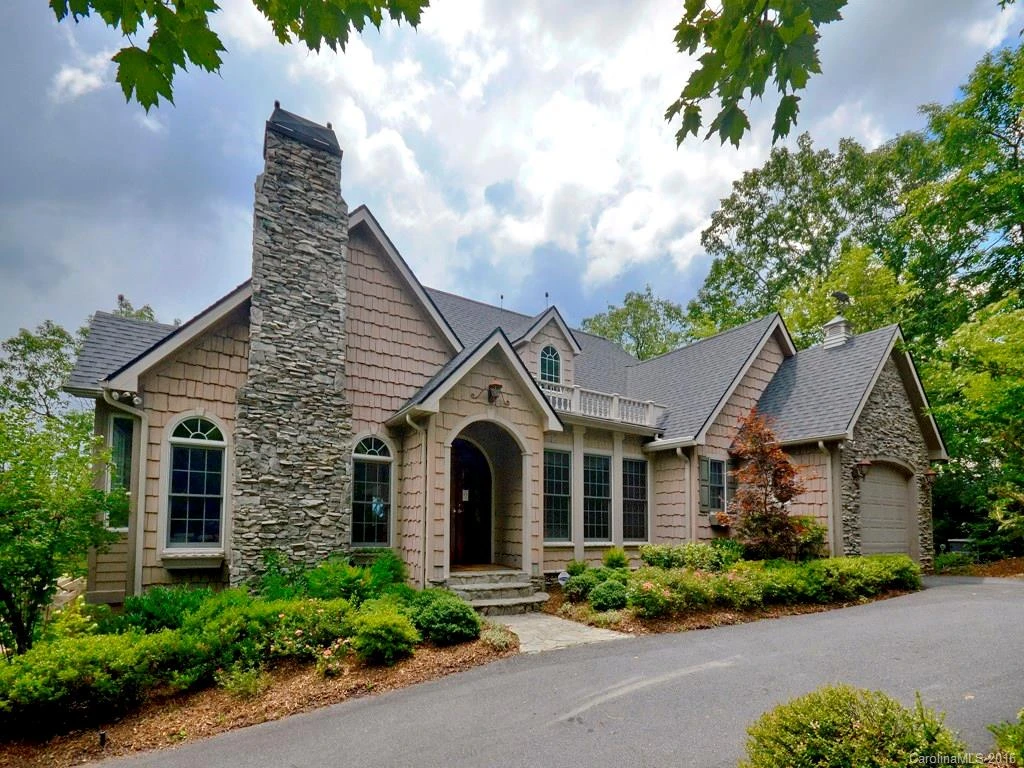 204 Crestview Drive
