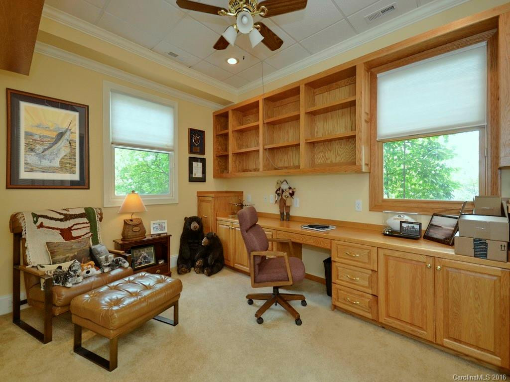 204 Crestview Drive - Photo 20