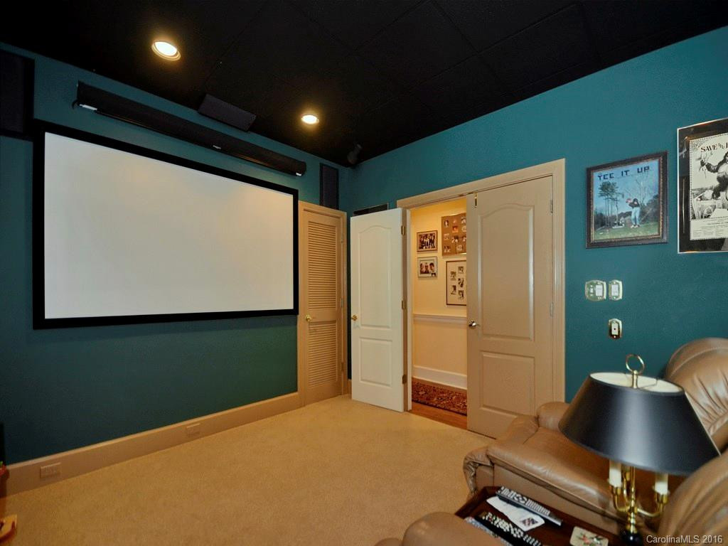 204 Crestview Drive - Photo 21