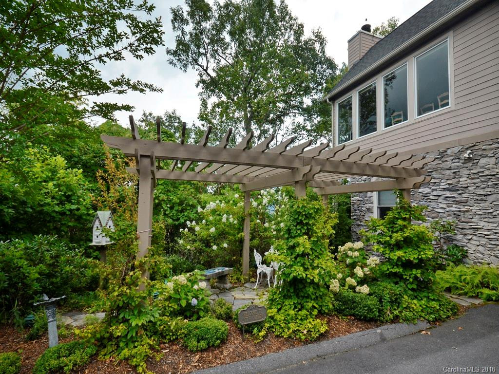 204 Crestview Drive - Photo 24