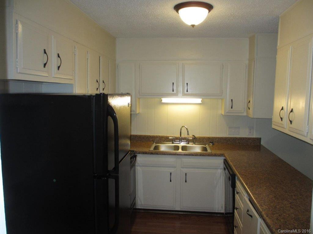 151 Colony Drive #151 - Photo 2