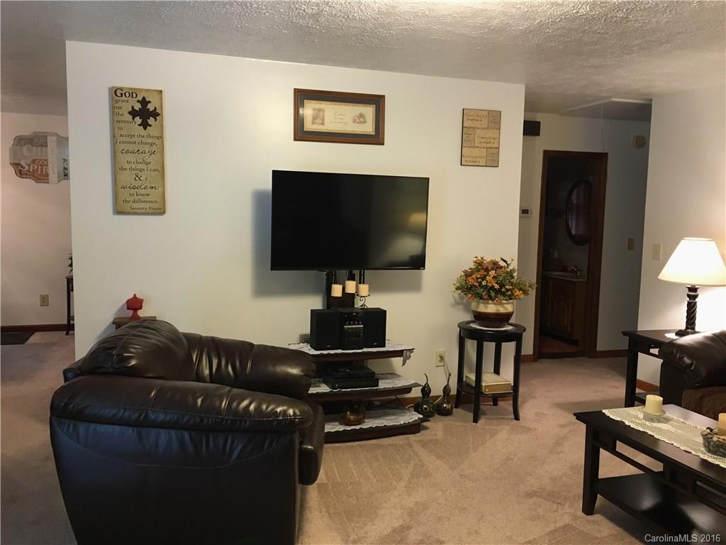 39 Oakmont Drive #14 - Photo 6
