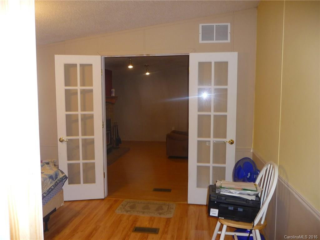 202 Sugar Creek Road - Photo 5