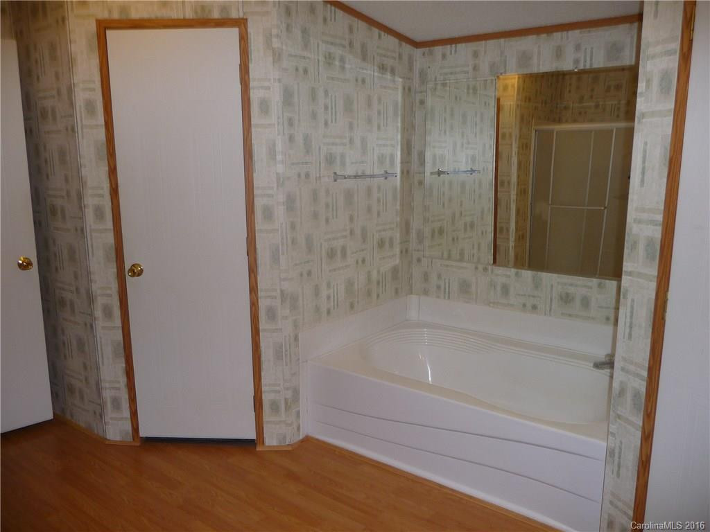 202 Sugar Creek Road - Photo 8