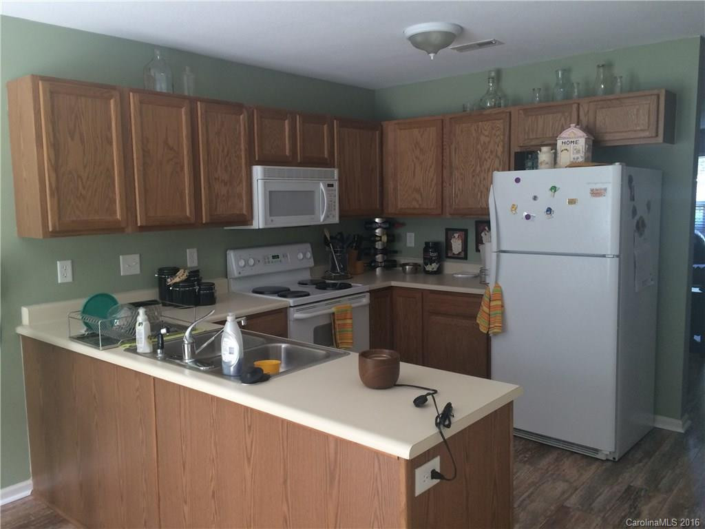 43 Stafford Court #43 - Photo 2