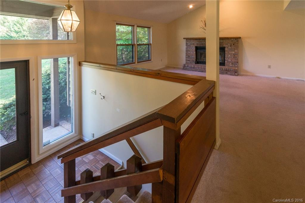 21 Dogwood Grove - Photo 11