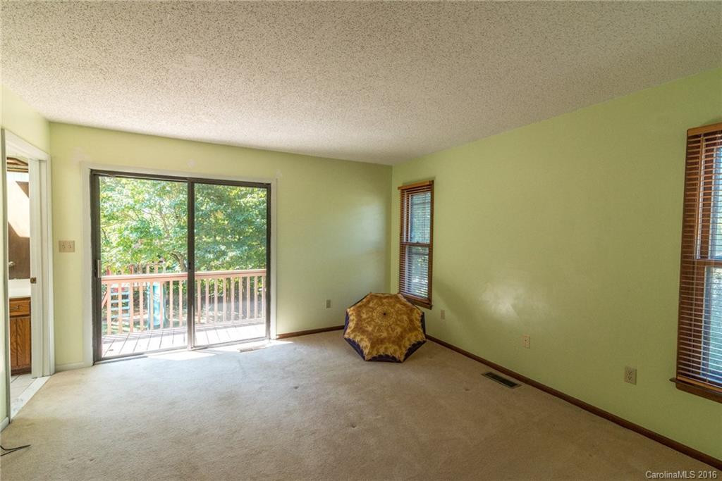 21 Dogwood Grove - Photo 12