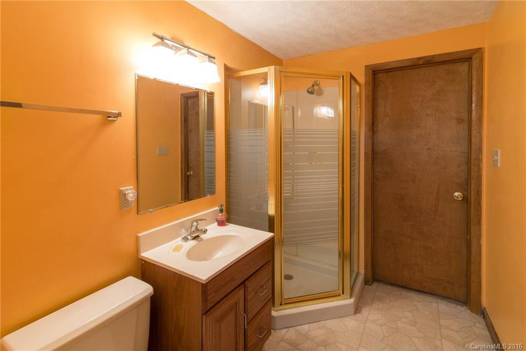21 Dogwood Grove - Photo 19