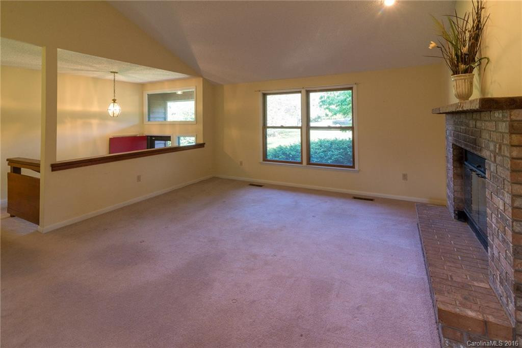 21 Dogwood Grove - Photo 5