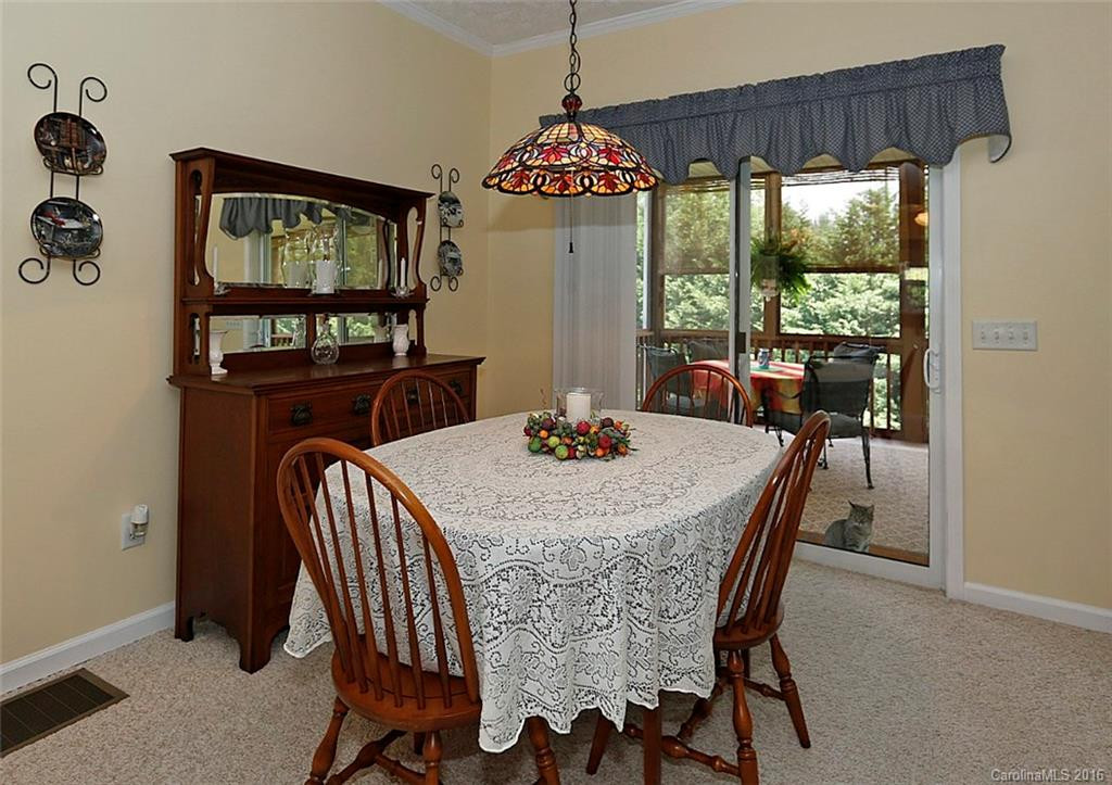 109 Hamlet Park - Photo 11