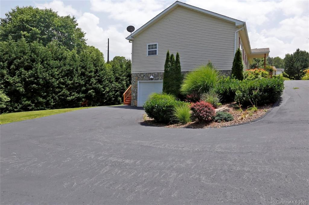 109 Hamlet Park - Photo 21