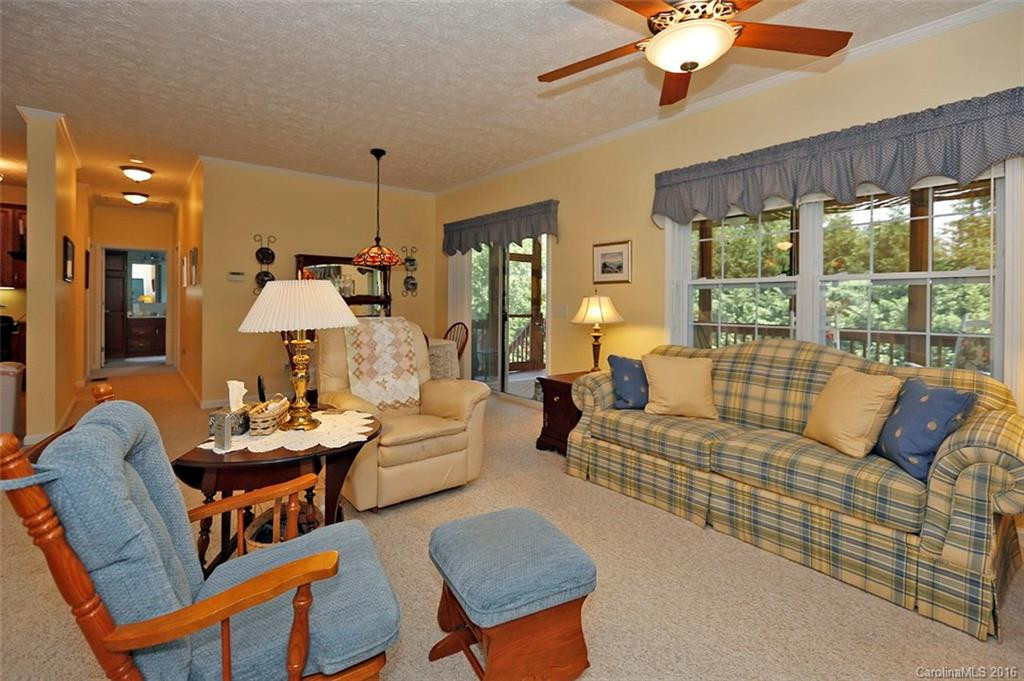 109 Hamlet Park - Photo 9