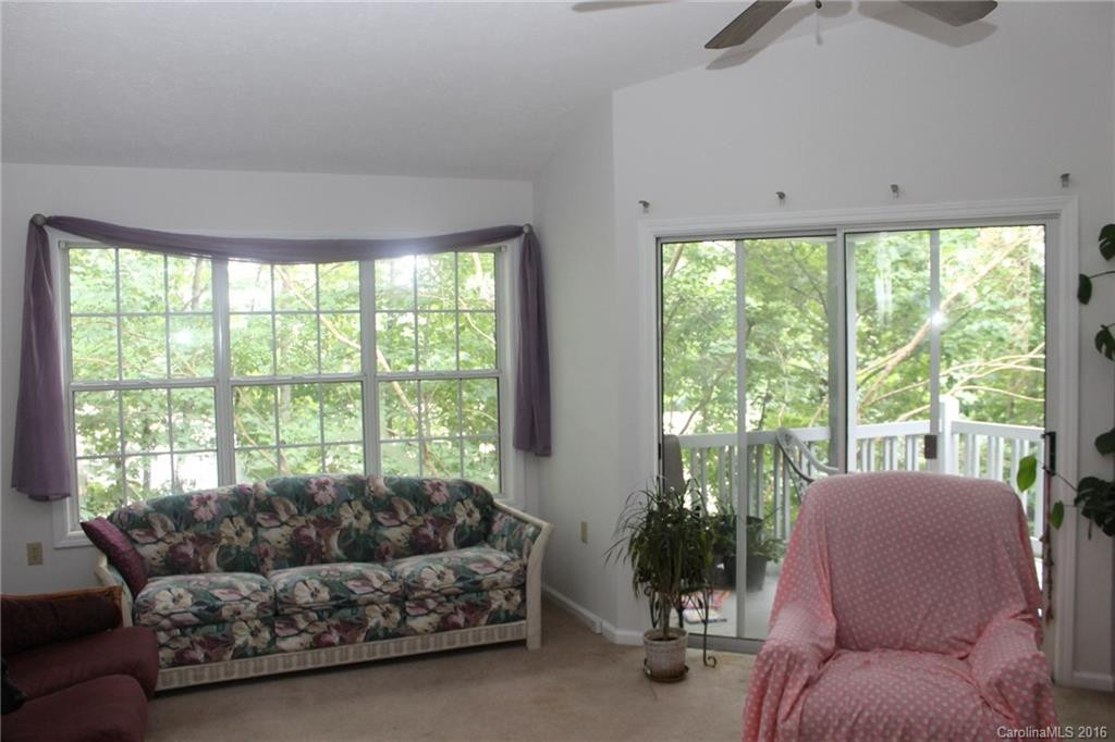206 Laurel Park Place #11B - Photo 4