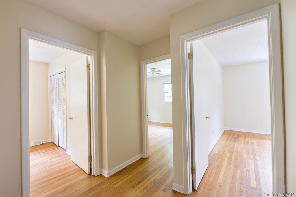 69 English Drive - Photo 13