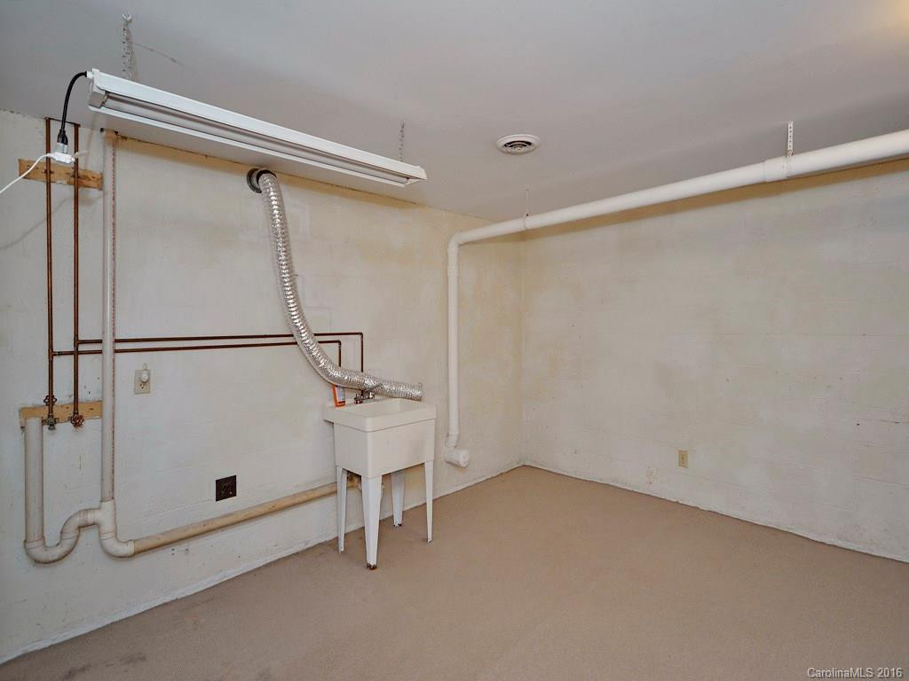 203 Park Lane - Photo 15