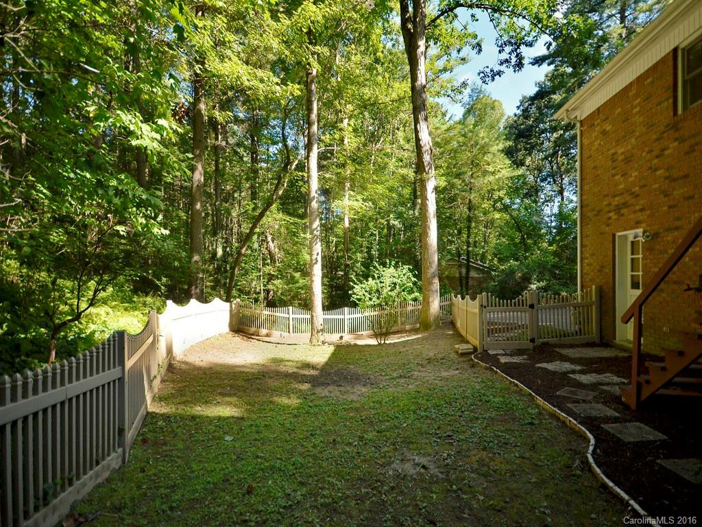 203 Park Lane - Photo 18