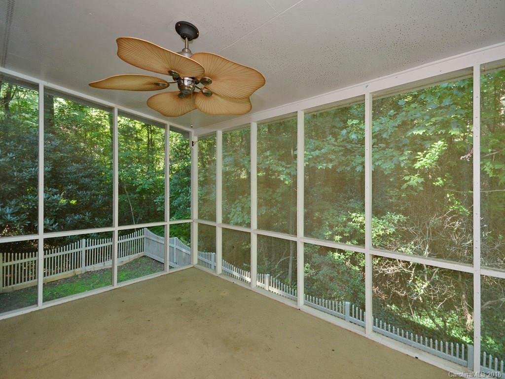 203 Park Lane - Photo 8