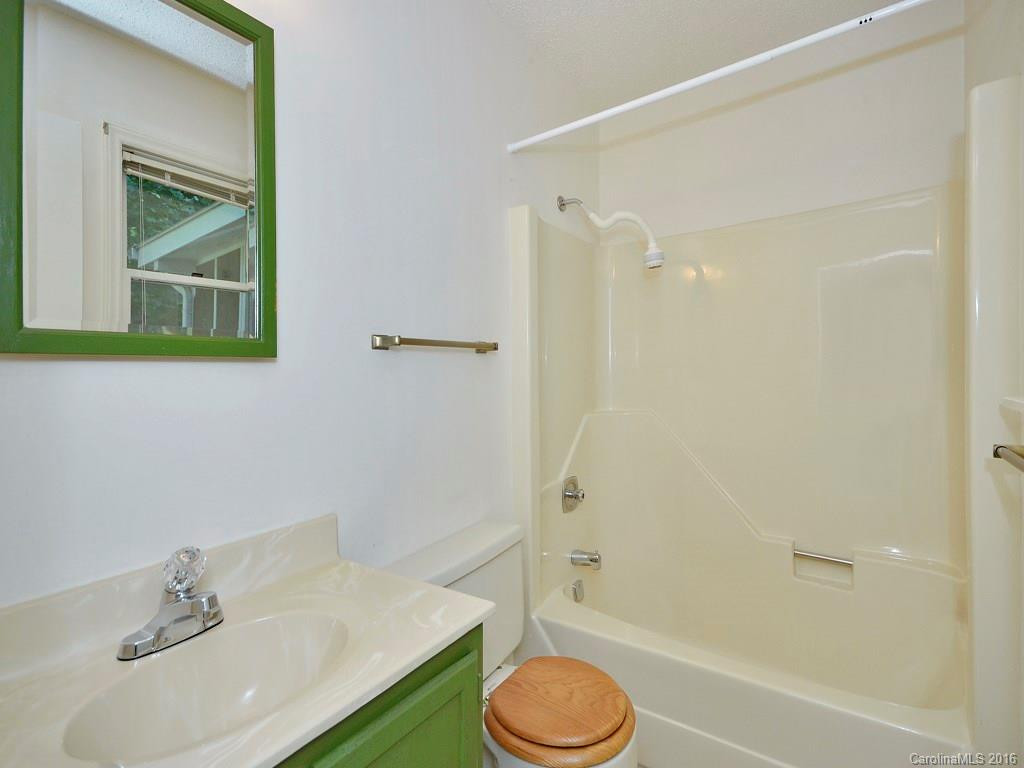 203 Park Lane - Photo 10