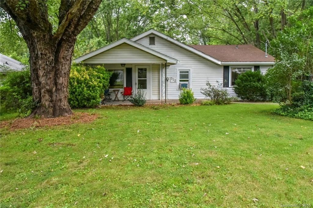 522 Deaverview Road