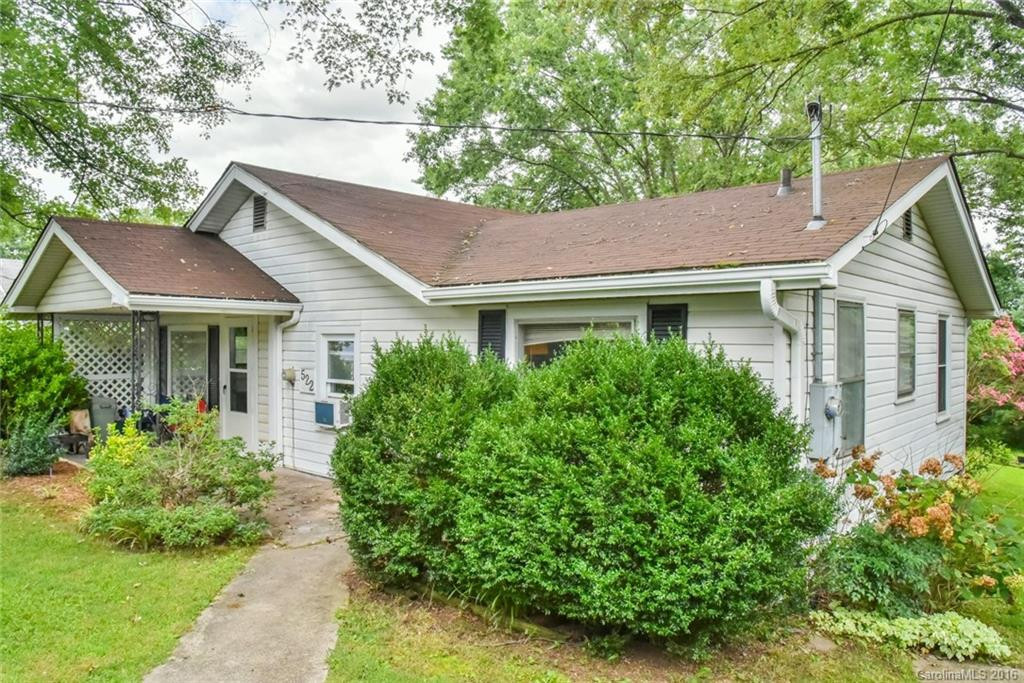 522 Deaverview Road - Photo 2