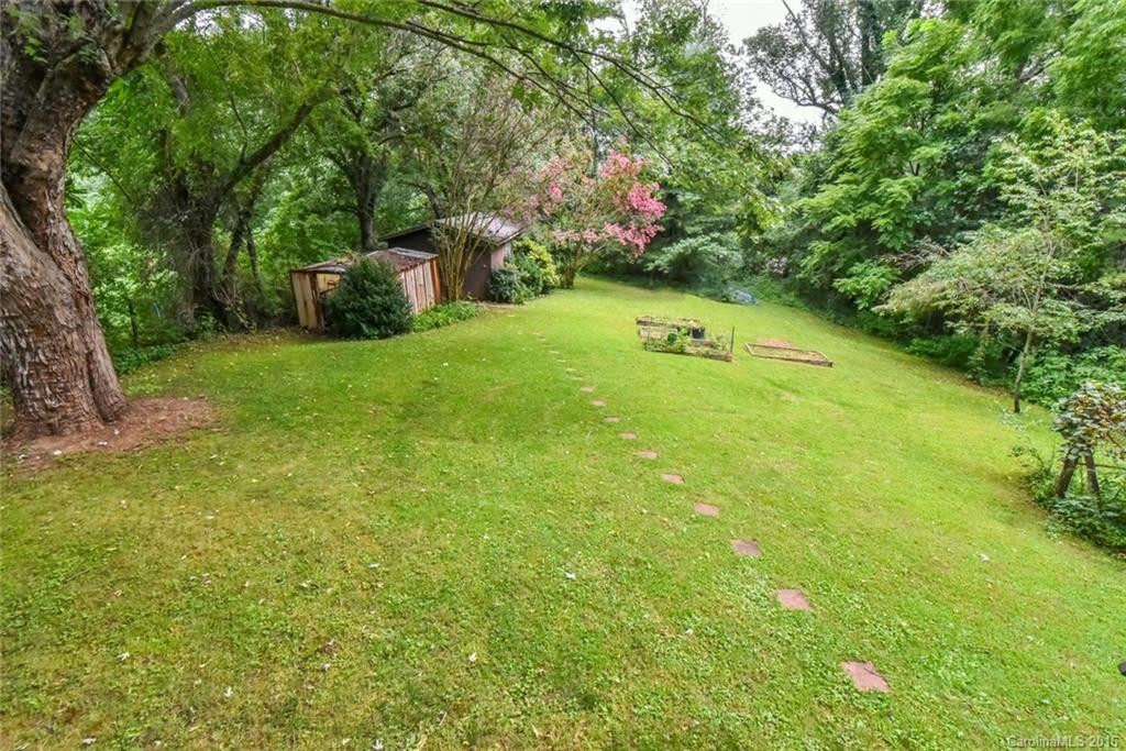 522 Deaverview Road - Photo 6