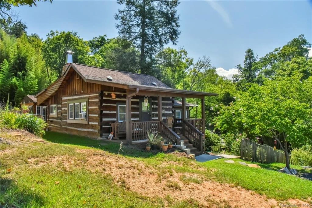 52 Hamburg Drive