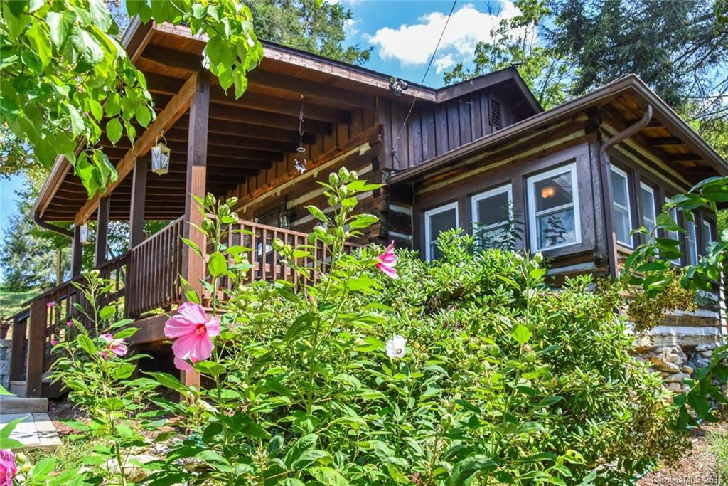 52 Hamburg Drive - Photo 2
