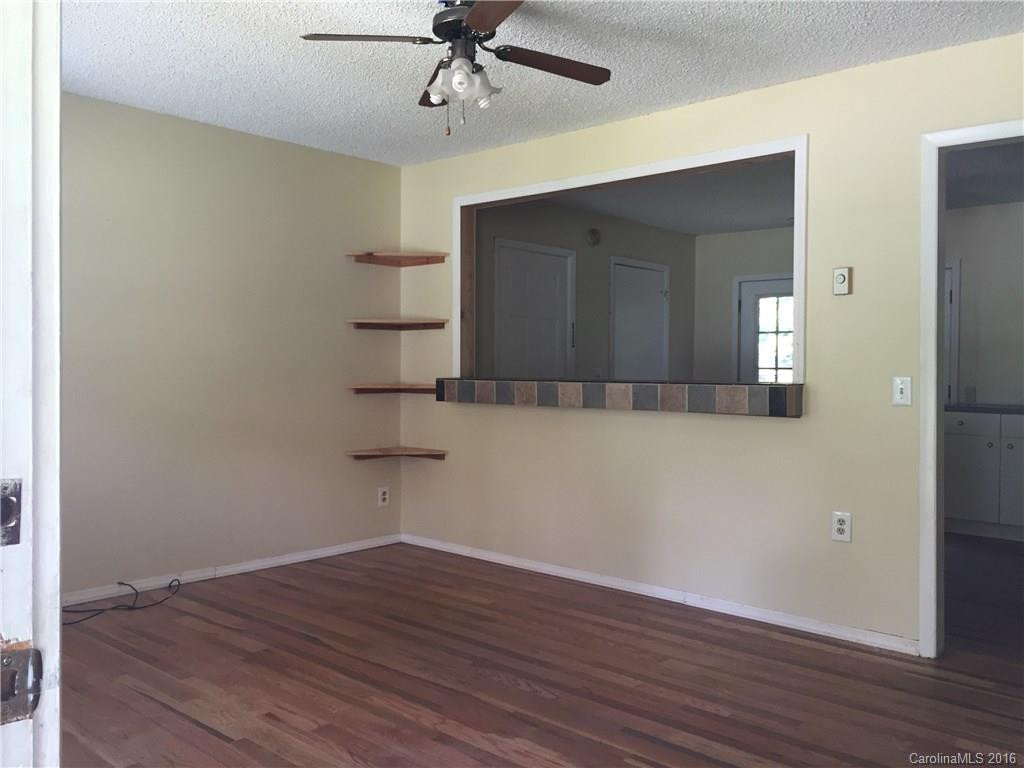 18 Oak Street - Photo 11