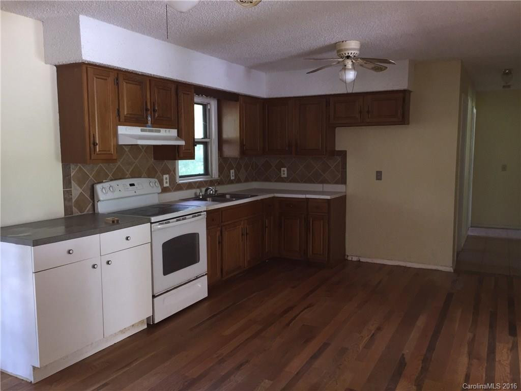 18 Oak Street - Photo 12