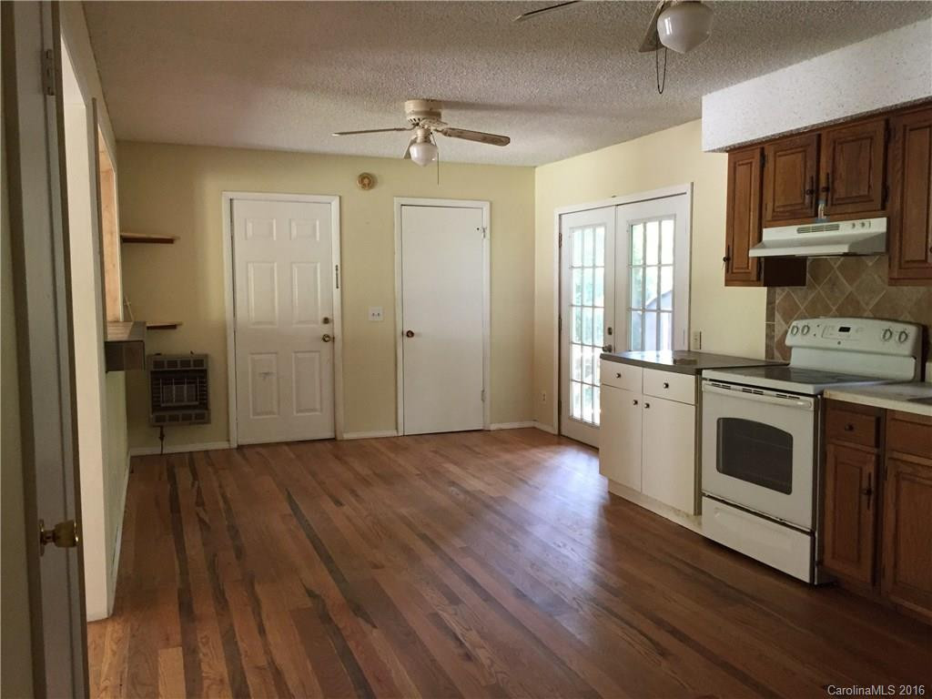 18 Oak Street - Photo 14