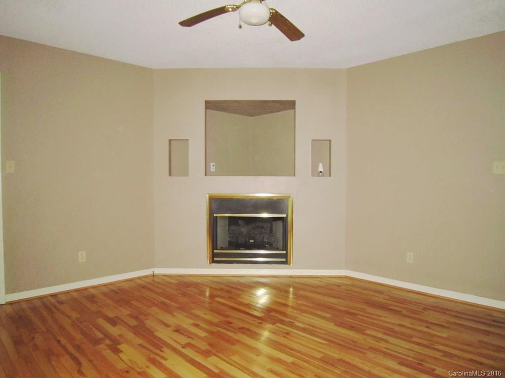 3 Franklin Place - Photo 4