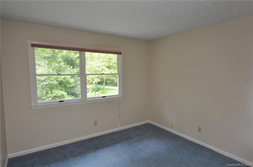 111 Boyd Drive - Photo 12