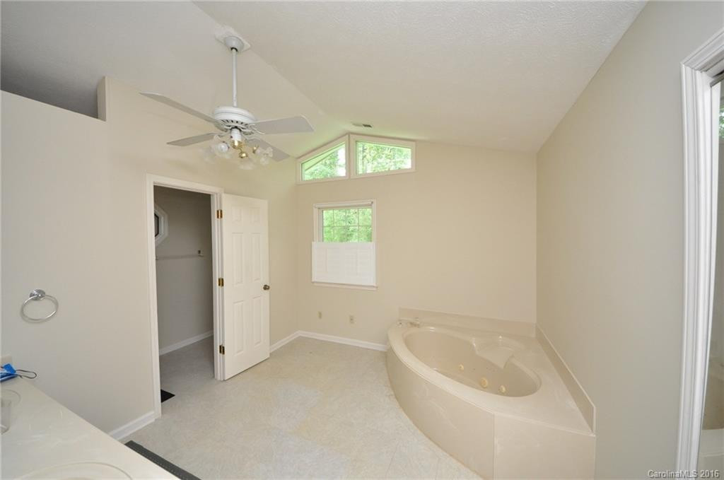 111 Boyd Drive - Photo 14