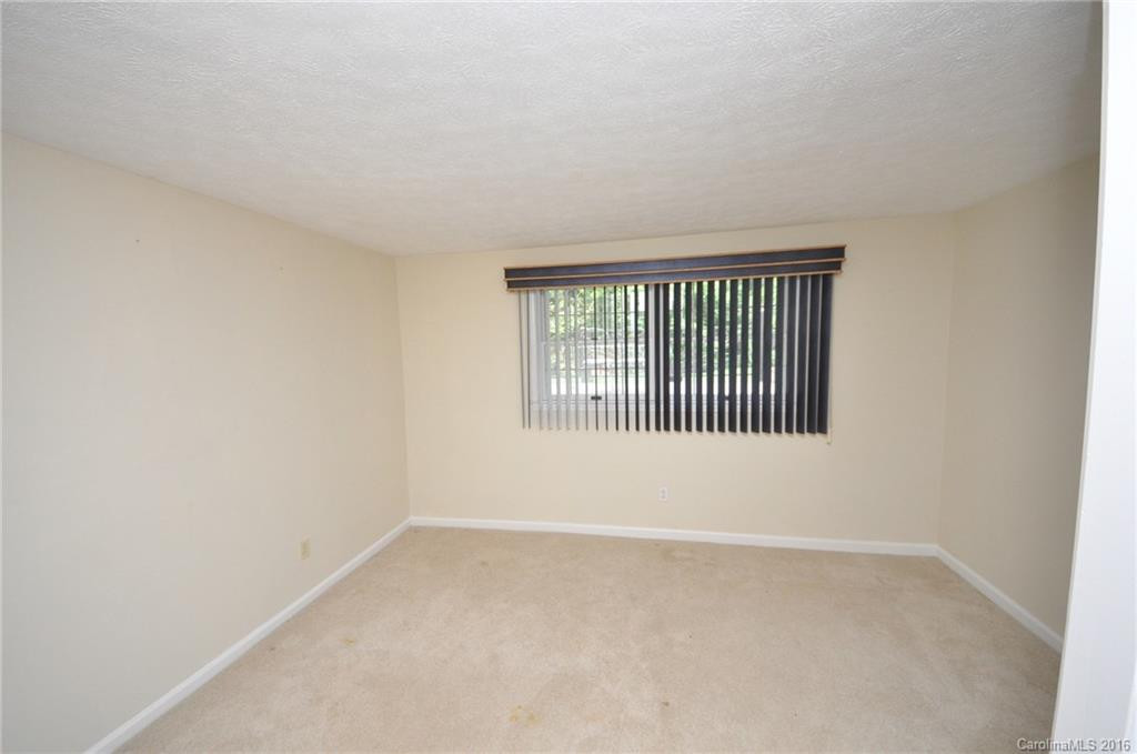 111 Boyd Drive - Photo 10