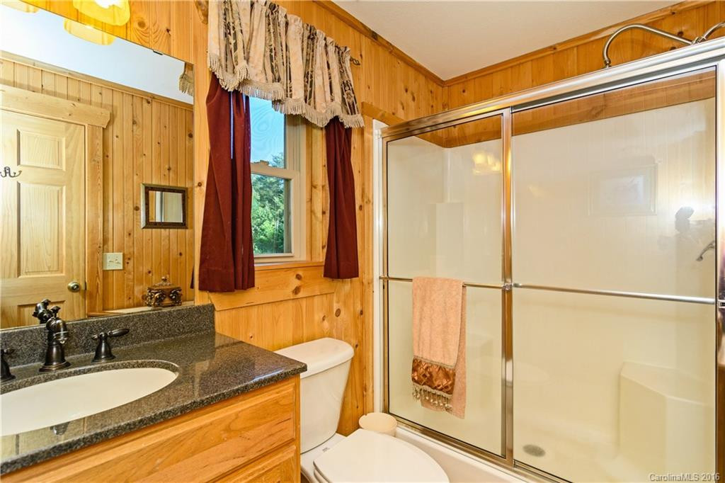 512 Sweetbriar Road - Photo 13