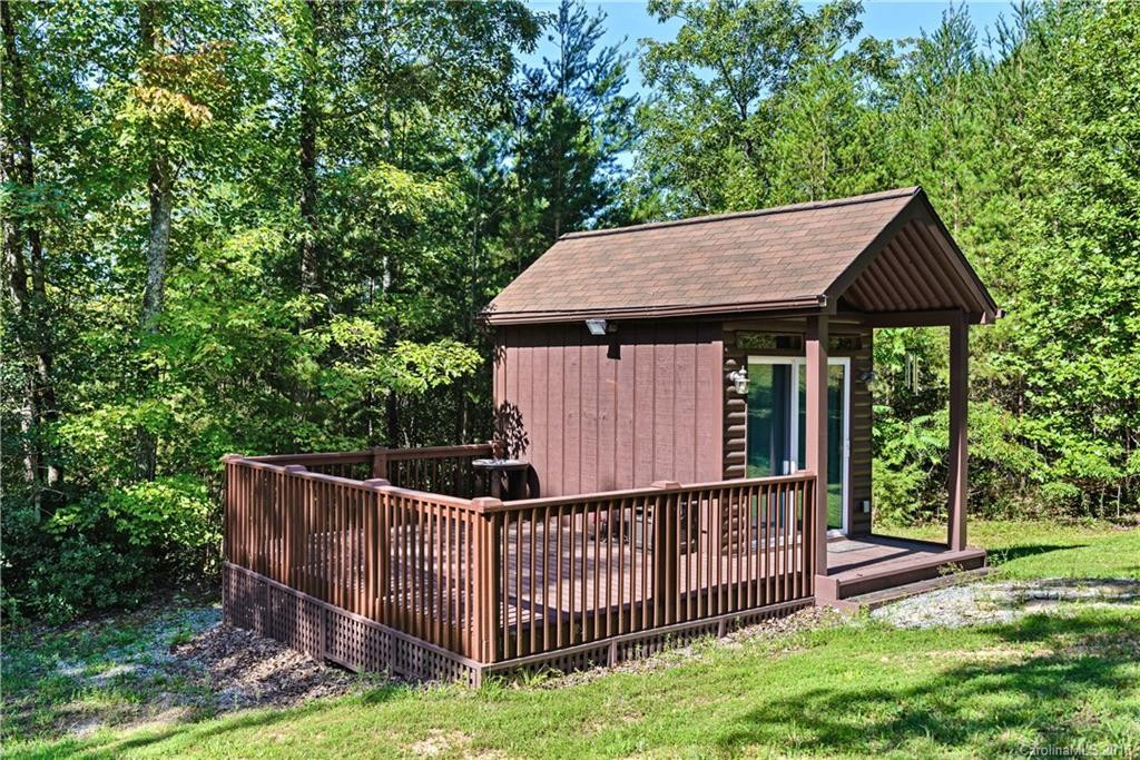 512 Sweetbriar Road - Photo 16