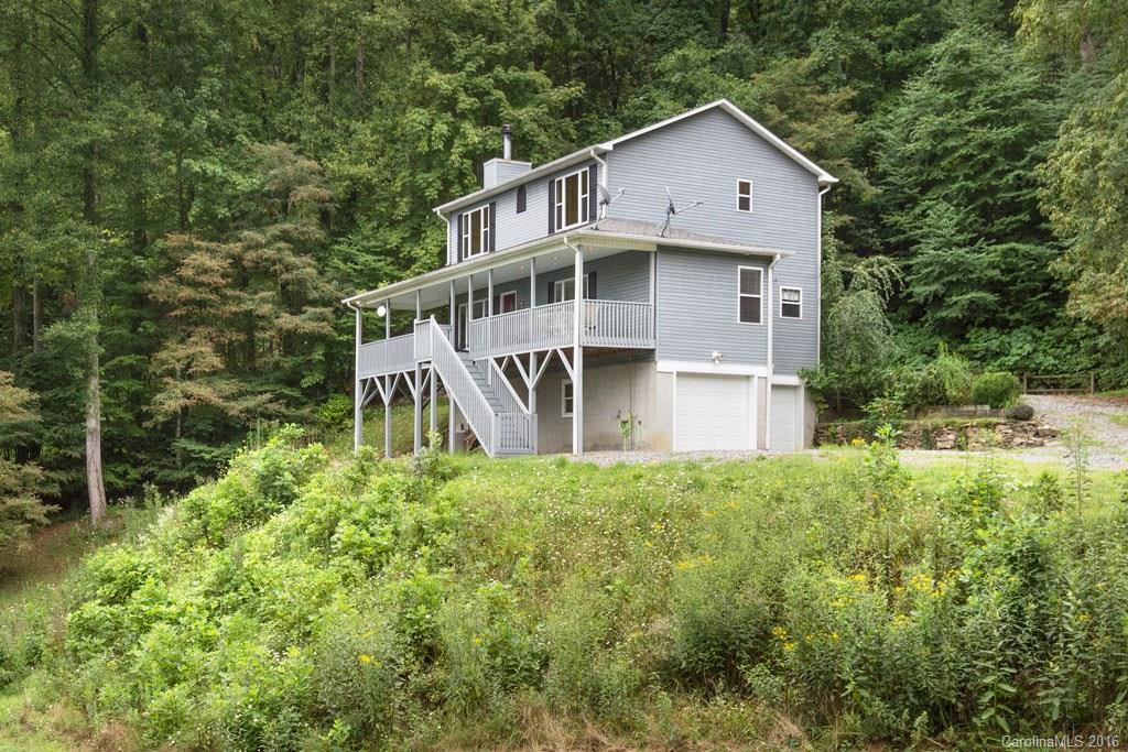 1747 Secluded Valley Road