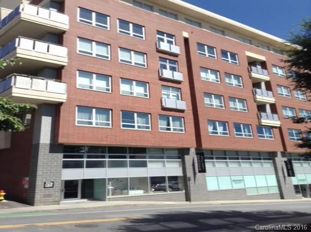 12 Lexington Avenue #208