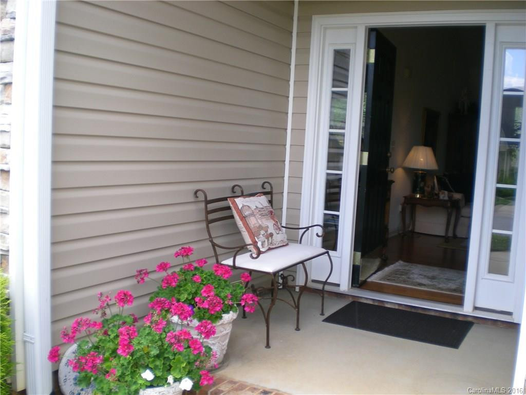 40 Summer Meadow Road - Photo 5