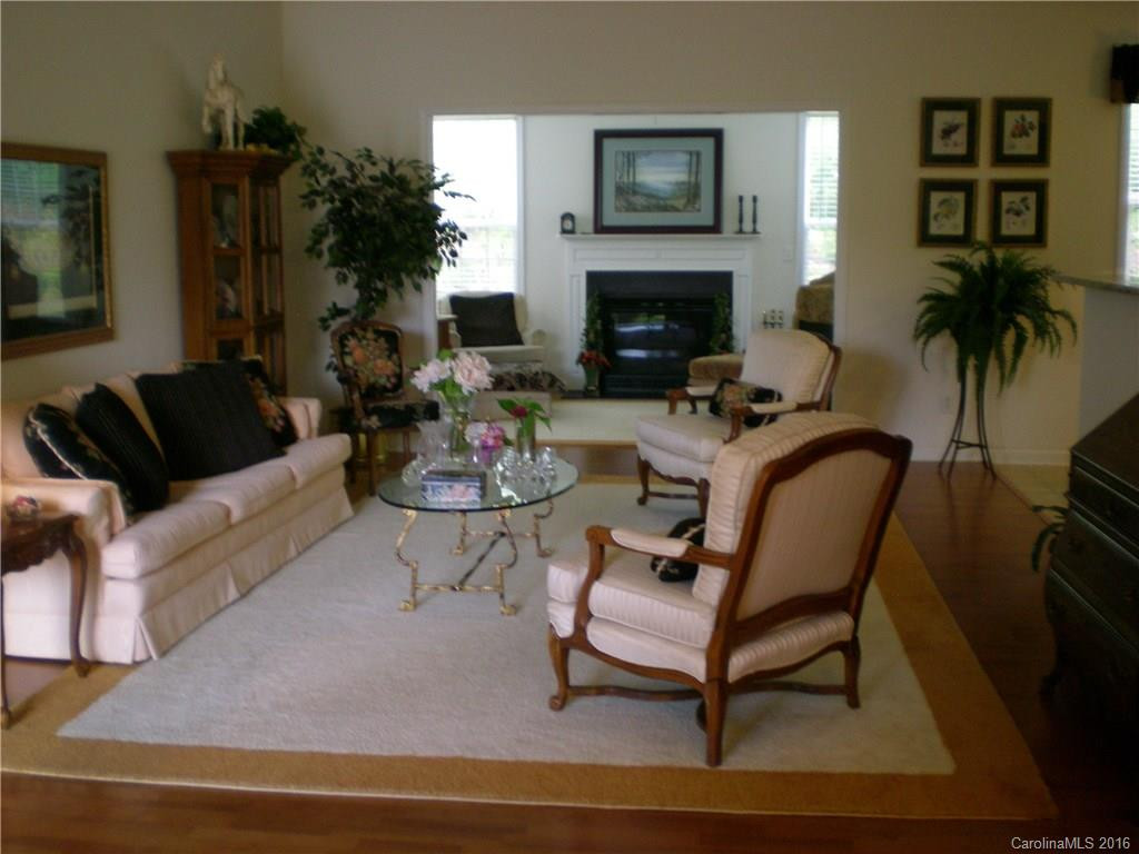 40 Summer Meadow Road - Photo 7