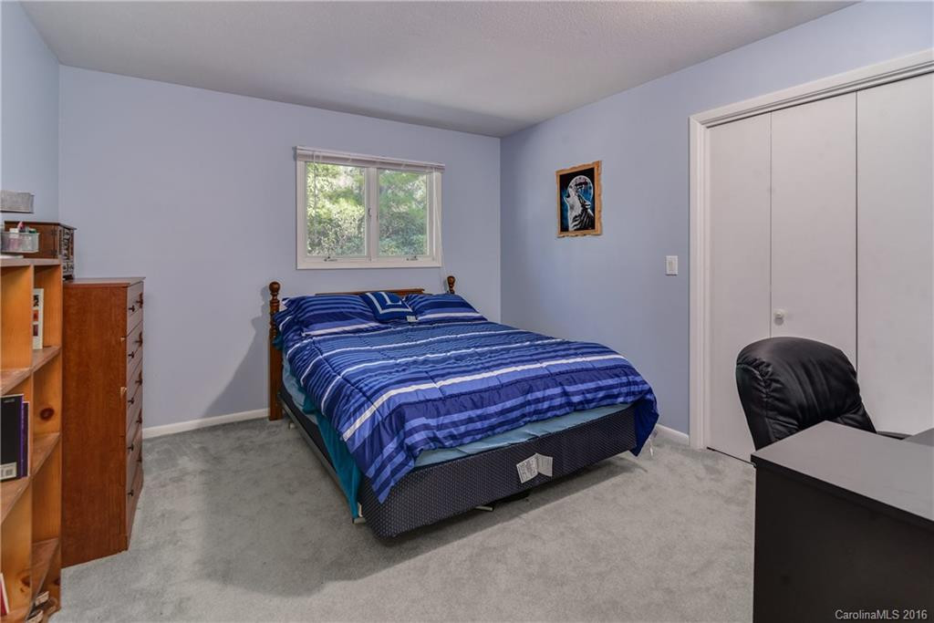 208 North Shore Drive - Photo 13