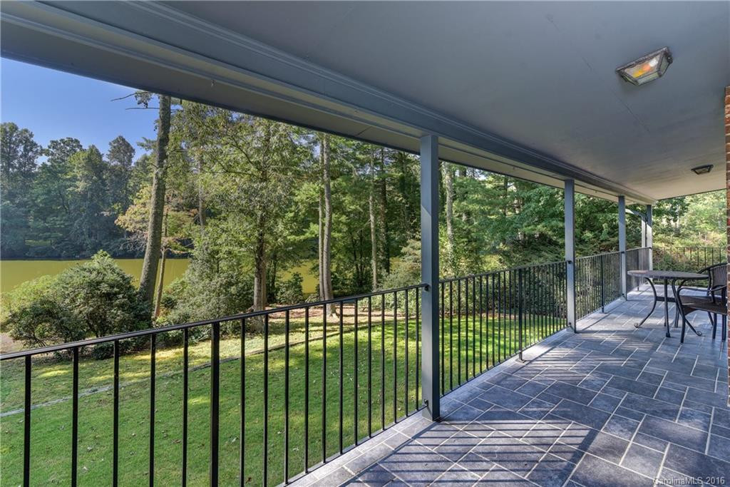 208 North Shore Drive - Photo 16