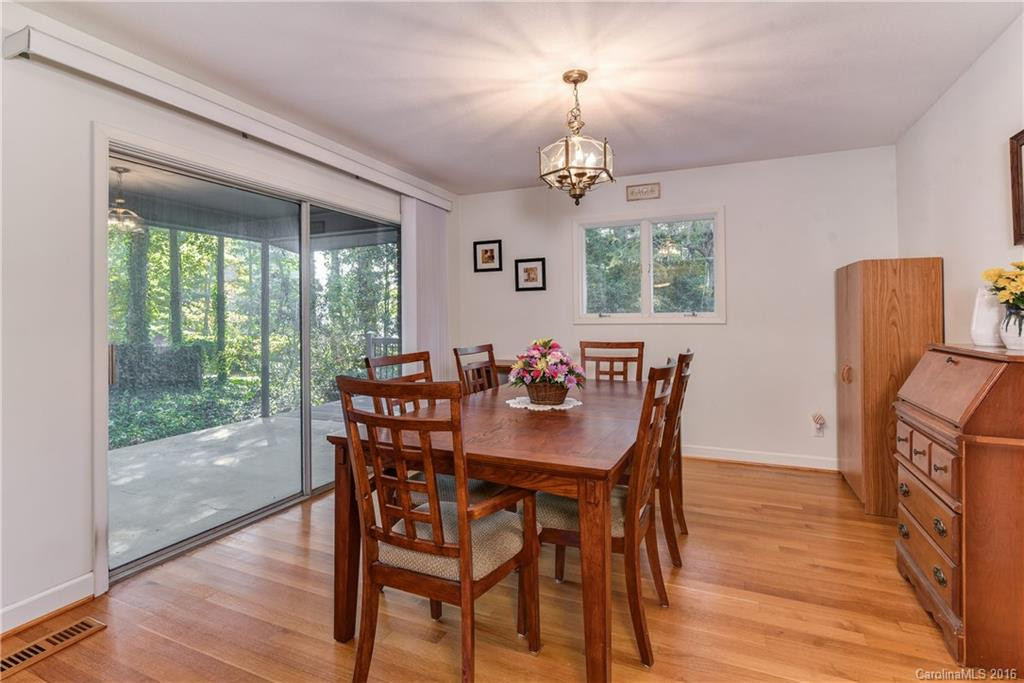 208 North Shore Drive - Photo 5