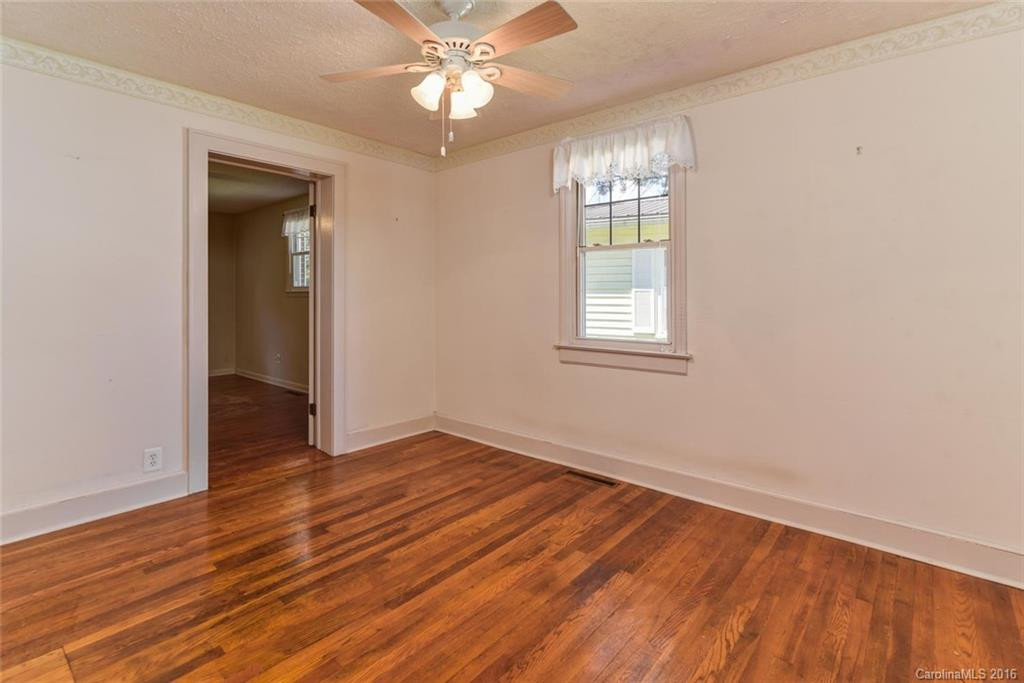114 Brucemont Circle - Photo 12