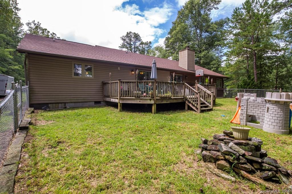 201 Forest Park Drive - Photo 2