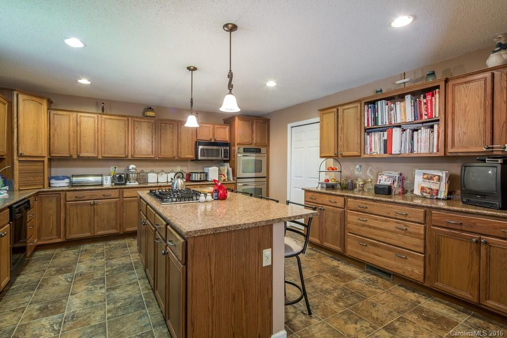 201 Forest Park Drive - Photo 12