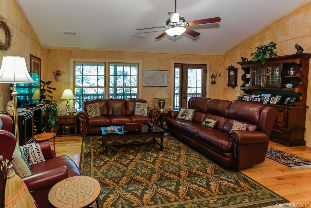 264 Jones Court - Photo 11