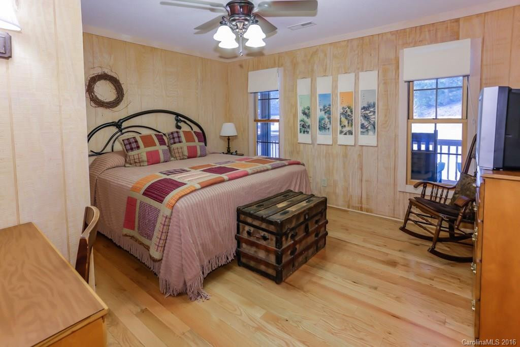 264 Jones Court - Photo 13