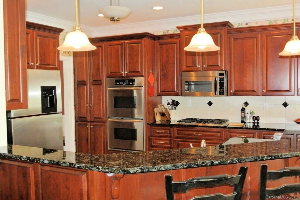452 Chisholm Trail - Photo 6